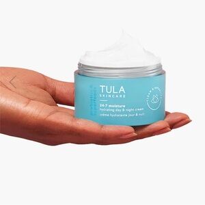 New Tula 24-7 moisture
hydrating day & night cream